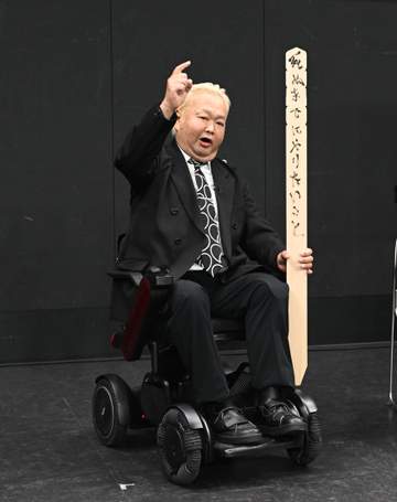 「週の半分は人工透析」左足切断のハチミツ二郎 医師から3回宣告も「そもそも長生きを望んでない」一世一代のプロジェクト発足 理想の最期