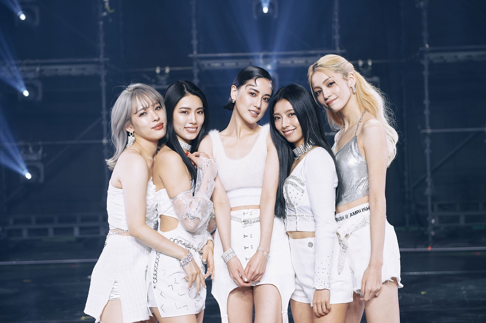 Happiness、2年半ぶり新曲「Everything」発表　久々パフォーマンス＜メンバーコメント＞