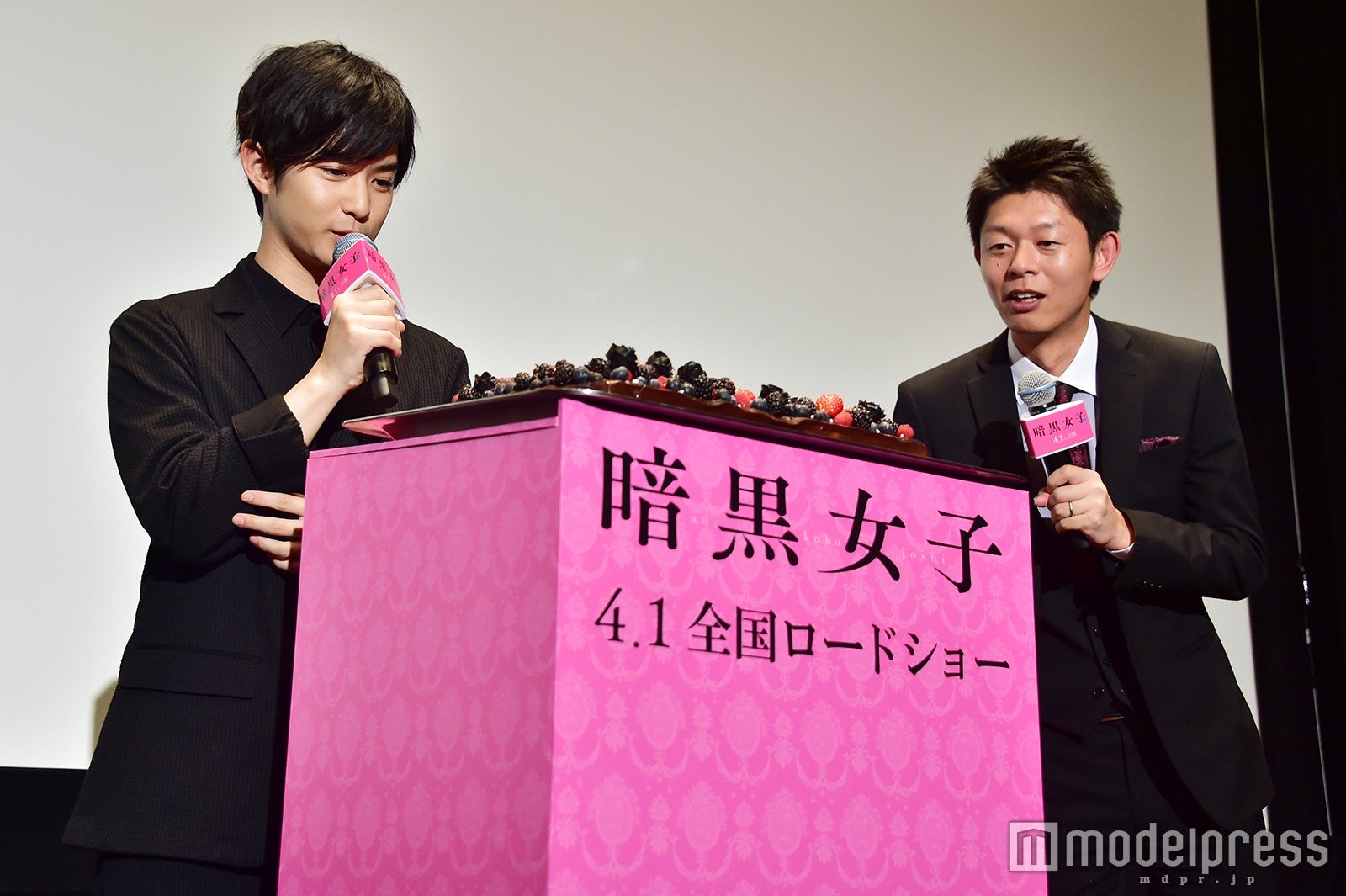 千葉雄大、島田秀平（C）モデルプレス