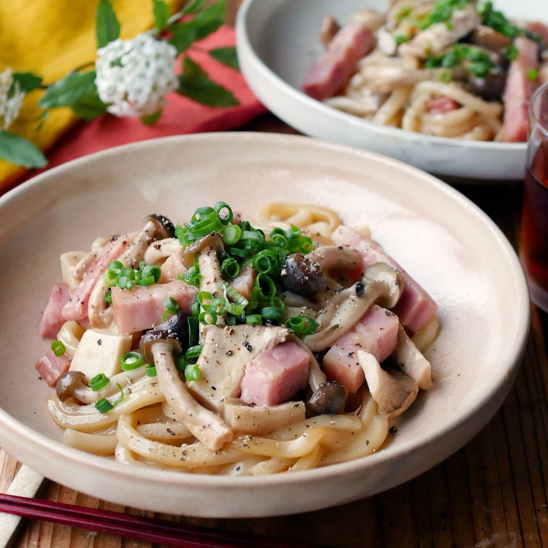 レンジで一発!きのこのバターしょうゆうどん