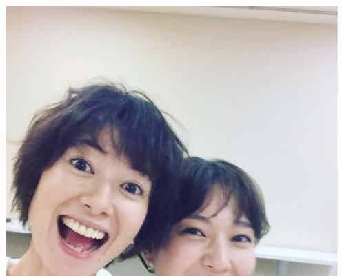 戸田恵梨香、真木よう子との笑顔全開2ショット公開 仲睦まじい姿に反響