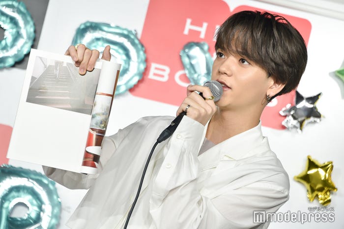 八木勇征の足元カットの魅力を真剣に語り笑いを誘う中島颯太(C)モデルプレス