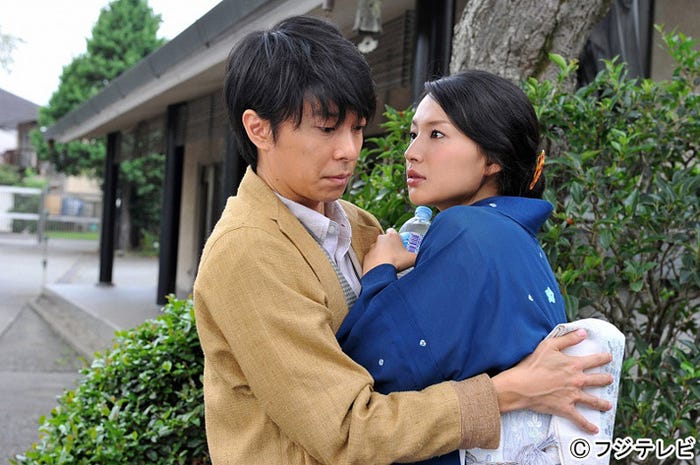 長谷川博己、芦名星(C)フジテレビ