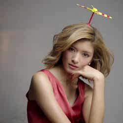 ローラ/「TBCでキレイに」篇