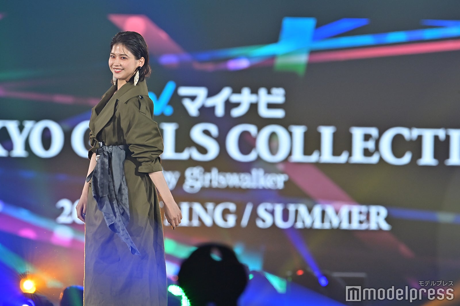 渡邉理佐（C）モデルプレス