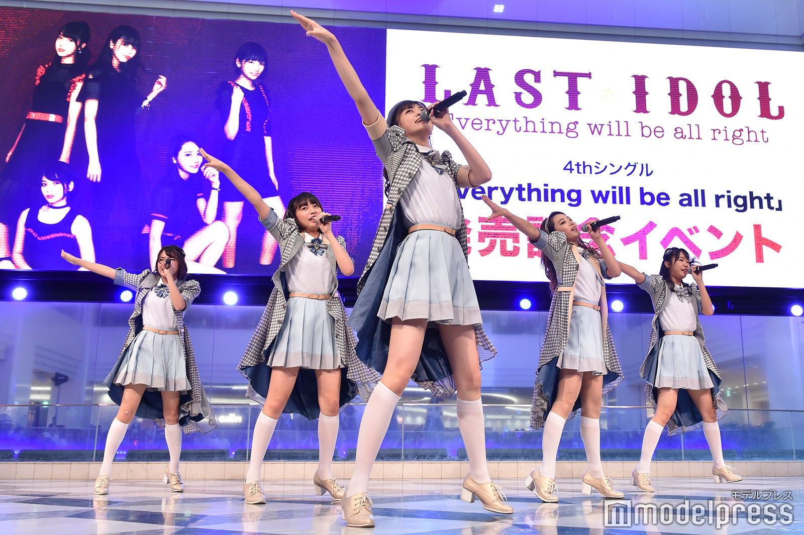 LaLuce（左から：長月翠、大石夏摘、阿部菜々実、安田愛里、鈴木遥夏）（C）モデルプレス