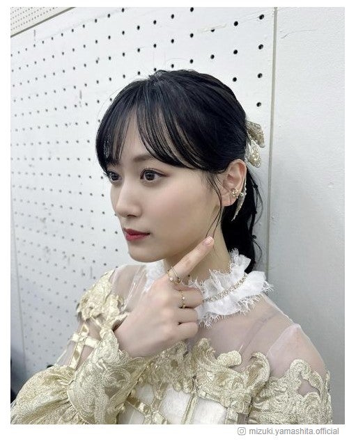 山下美月Instagramより