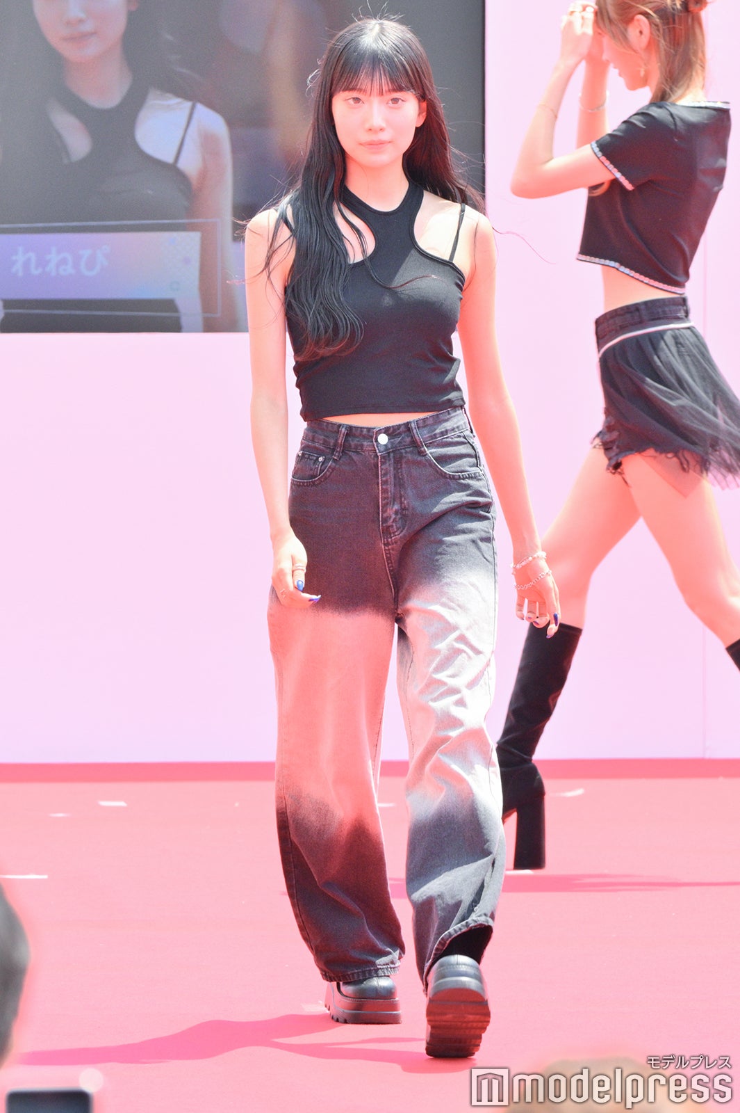 （C）モデルプレス