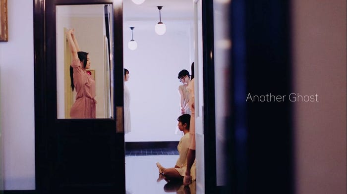 乃木坂46「Another Ghost」MVより(画像提供:ソニー・ミュージックレーベルズ)