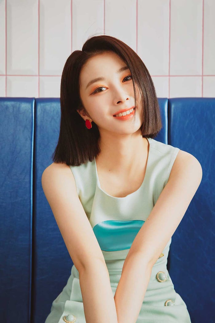 Yun Kyoung (C)Woollim Entertainment Co.,Ltd