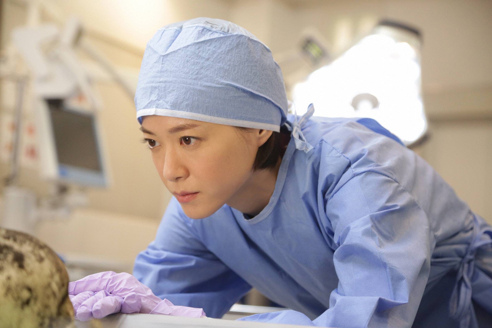 上野樹里／「監察医 朝顔」第5話より（C）フジテレビ