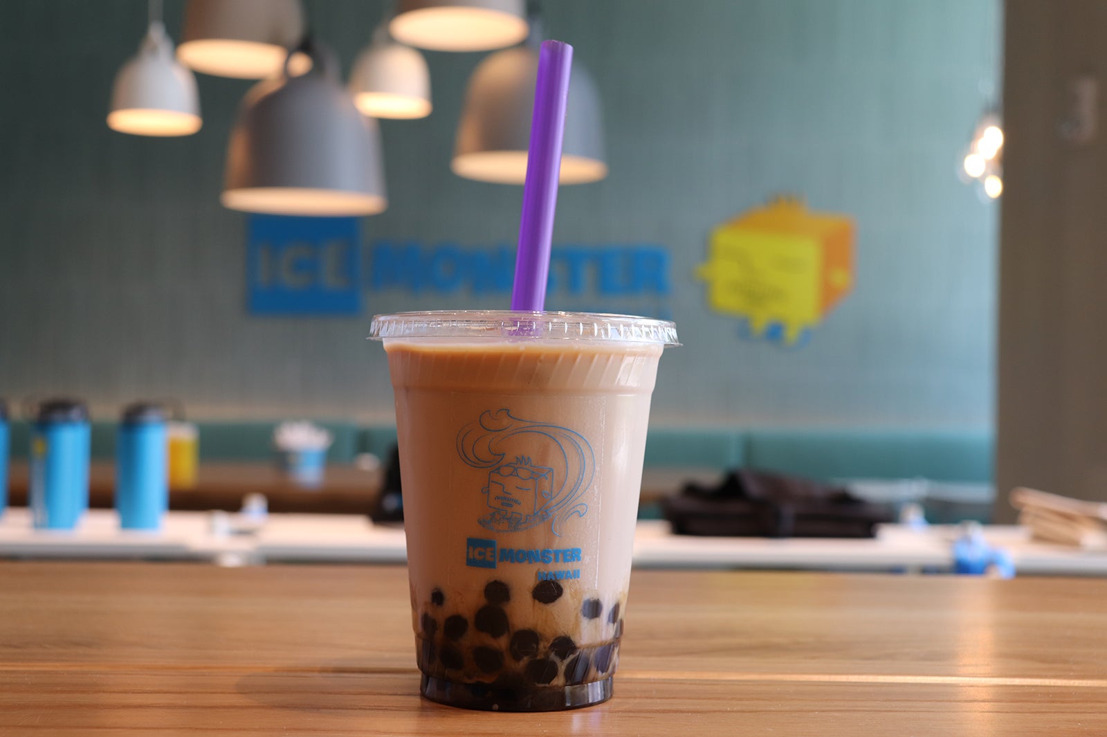 ボバミルクティー＄4．95／画像提供：ICE MONSTER HAWAII LTD.