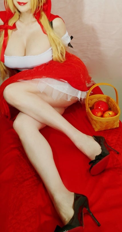 赤ずきん風叶美香／オフィシャルブログより