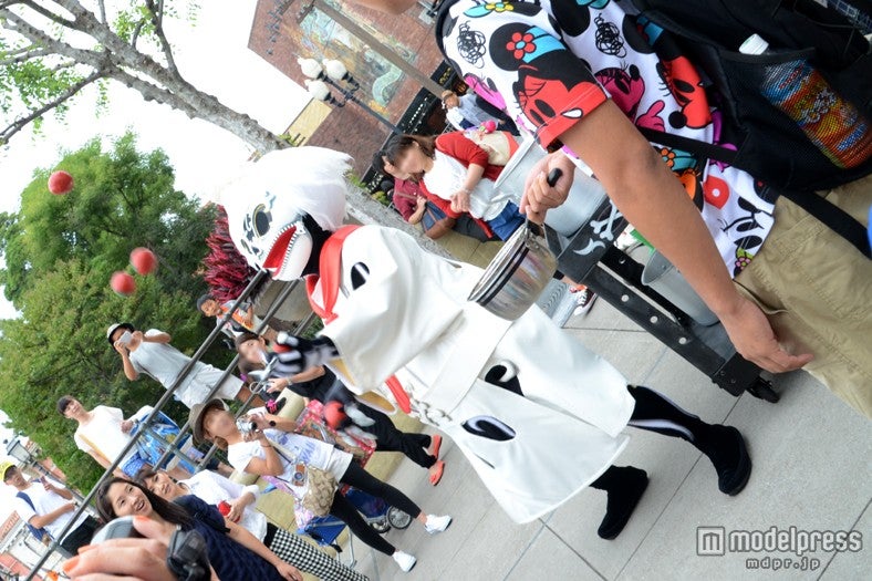 ゲストを巻き込みパフォーマンス