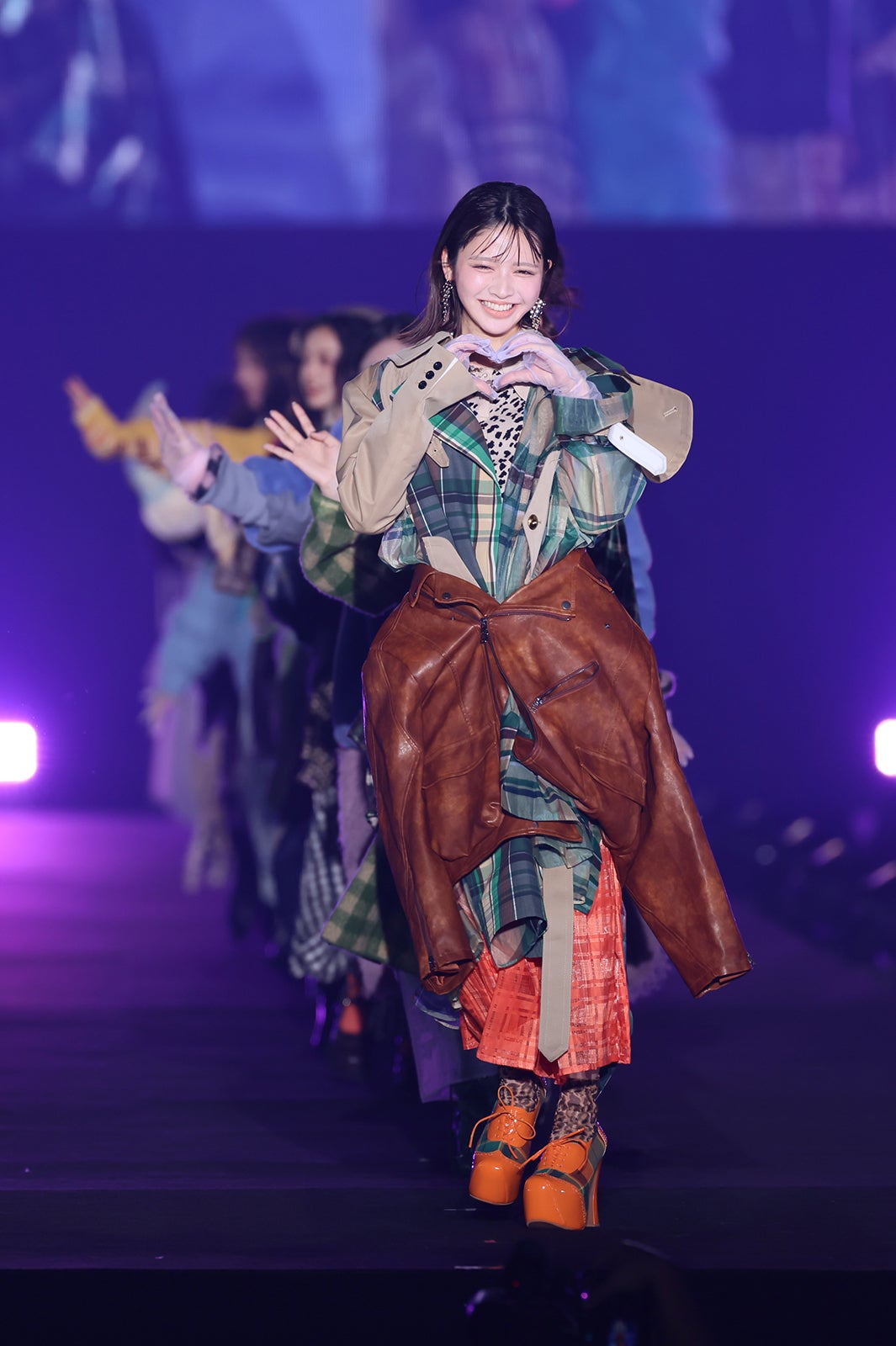 鎮西寿々歌ら（C）KAWAII LAB. COLLECTION produced by TGC