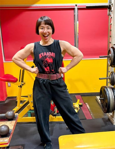 浜口京子、モリモリ筋肉あらわな肉体美ショット公開「ヘアスタイルも筋肉も笑顔も全部素敵」