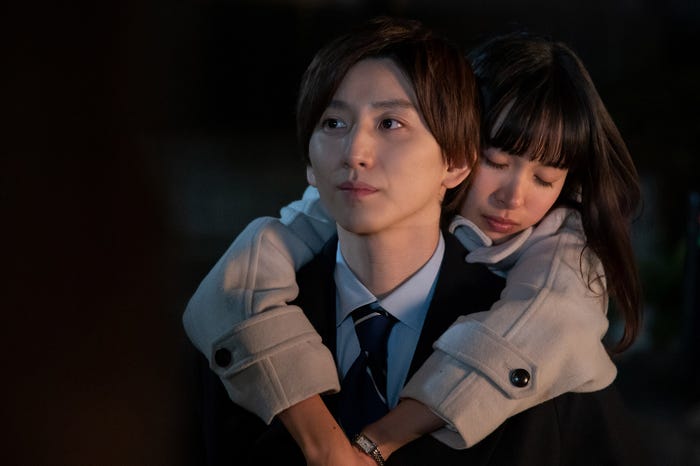 京本大我、関水渚(C)テレビ朝日