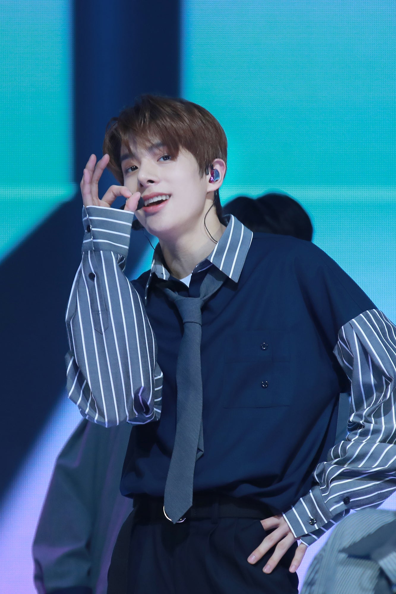 JAKE（C）BELIFT LAB