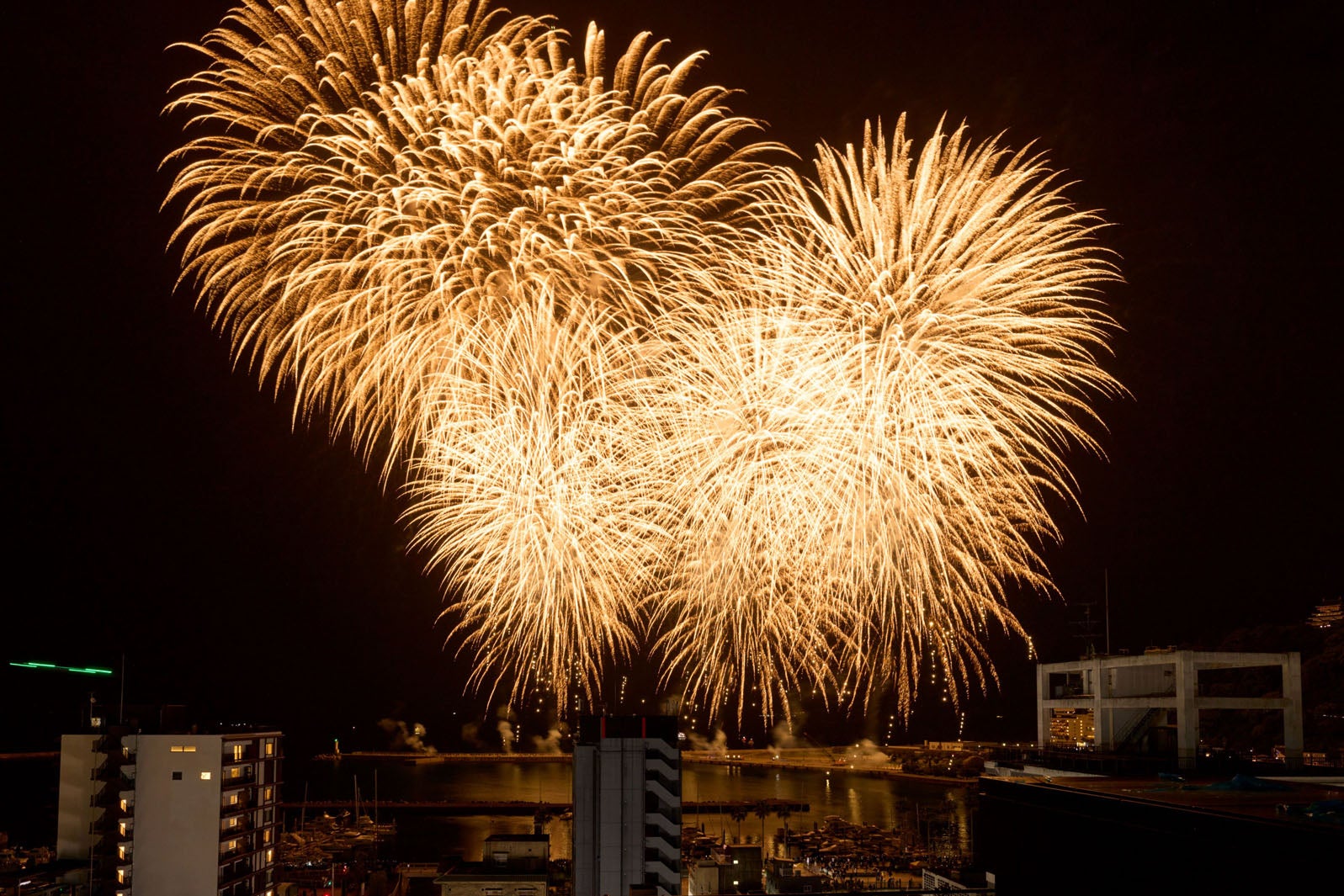 花火大会を満喫できるプランも（提供画像）