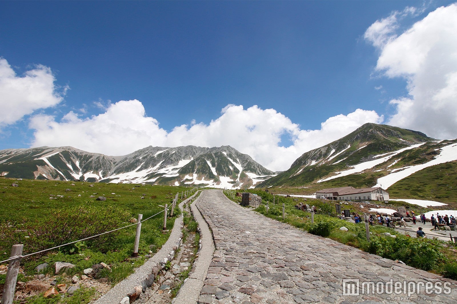 室堂（C）モデルプレス