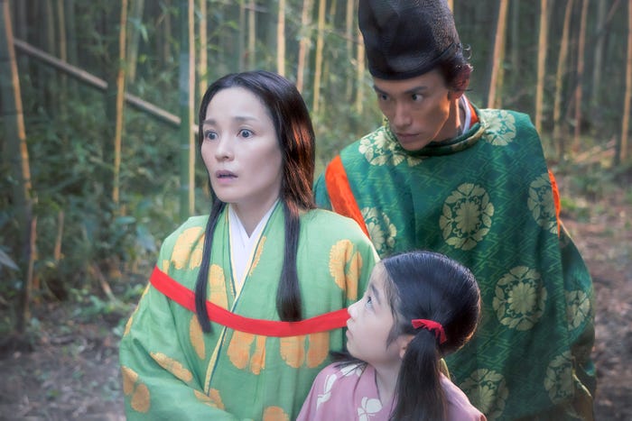 国仲涼子、落井実結子、玉置玲央「光る君へ」第1話より(C)NHK
