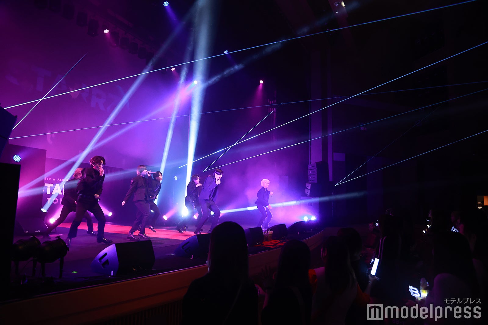 BLACKIRIS（C）モデルプレス