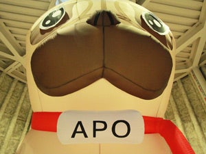 人気キャラ アポ 巨大バルーンが新宿アルタ前に出現 宇宙兄弟 が土曜夕方に移動 名探偵コナン とアニメ2作連続放送へ モデルプレス