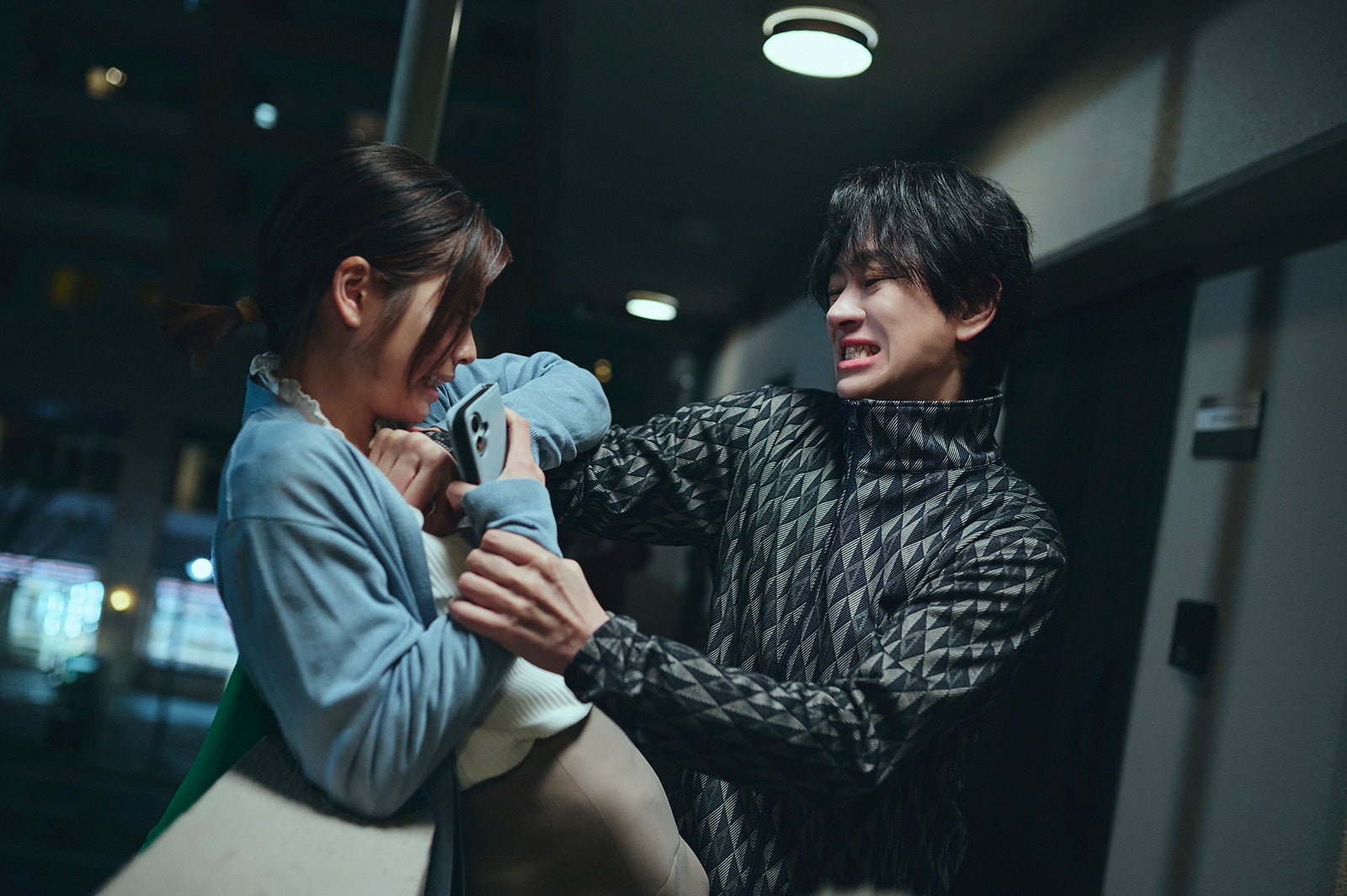 「私の夫と結婚して」第1話場面写真（C）2025. CJ ENM Japan / STUDIO DRAGON all rights reserved