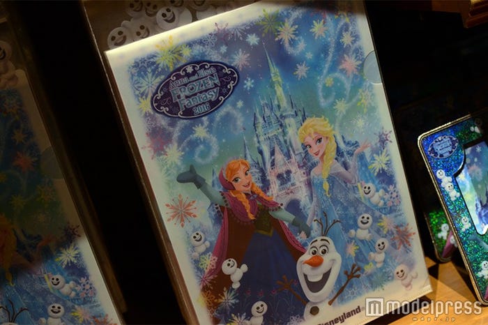 クリアファイル¥900(C)モデルプレス