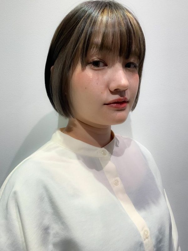 ボブ メッシュ で垢抜けヘアに変身 おしゃれな髪色でこなれ感を演出しよう モデルプレス ボブ メッシュ で垢抜けヘアに変身 おしゃれな髪色でこなれ感を演出しよう モデルプレス