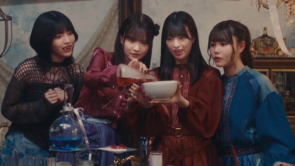 乃木坂46「Under’s Love」MVより／（提供写真）