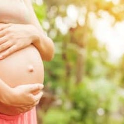 出産のときにうんちが出るってホント? 助産師が教えます!