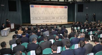 花巻東 1回戦は智弁学園と好カードも佐々木監督は頭抱える「引いてくれるなと思っていたが」 主将に嘆き節