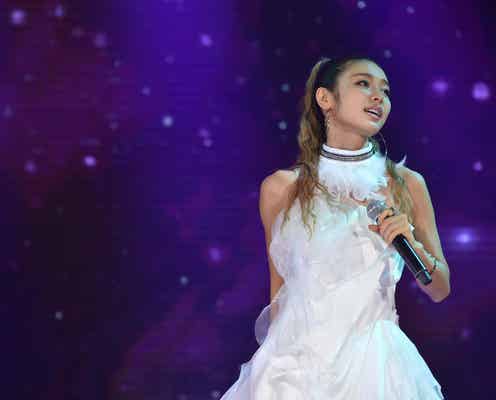 “日本代表新人アーティスト”加治ひとみ、香港でも実力発揮!<香港大会レポ&インタビュー>