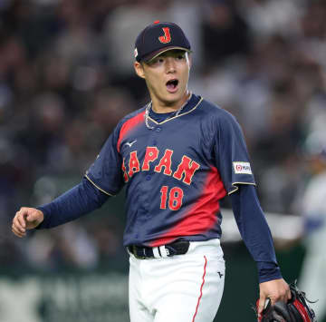 山本由伸は2回2／3を無失点 2死満塁のピンチ招いて降板→スタンドから大きな拍手が降り注ぐ 藤平が完璧な火消し