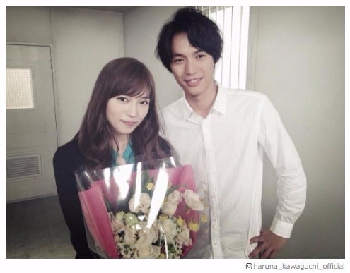 川口春奈、福士蒼汰と2ショットでクランクアップ報告＜愛してたって、秘密はある。＞
