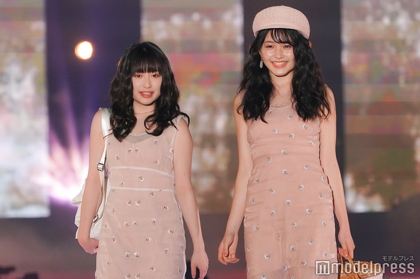 吉田凜音＆久間田琳加（C）モデルプレス