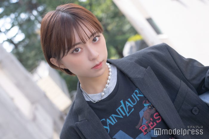 小西莉々栞さん(C)モデルプレス