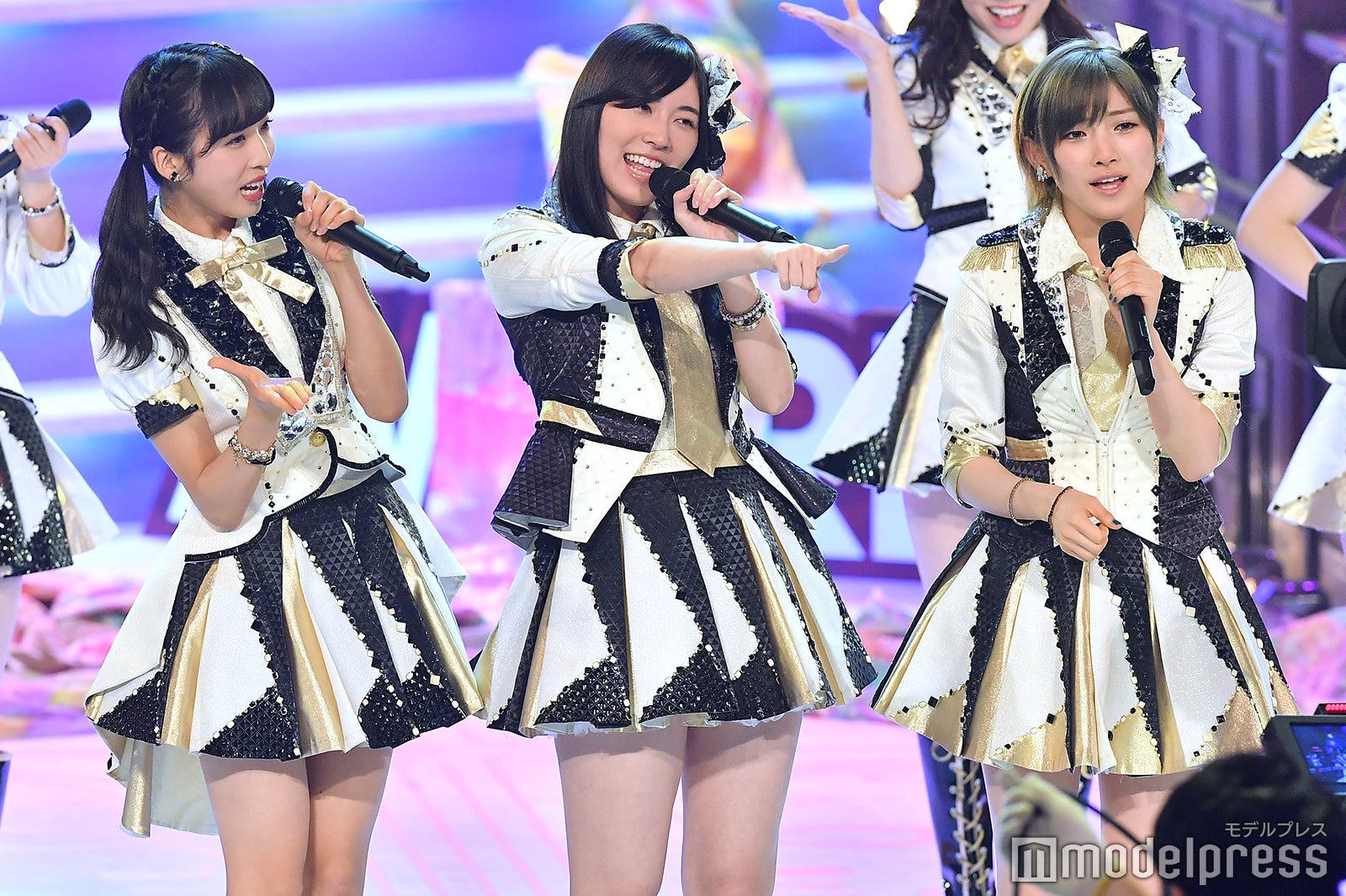 小栗有以、松井珠理奈、岡田奈々 （C）モデルプレス