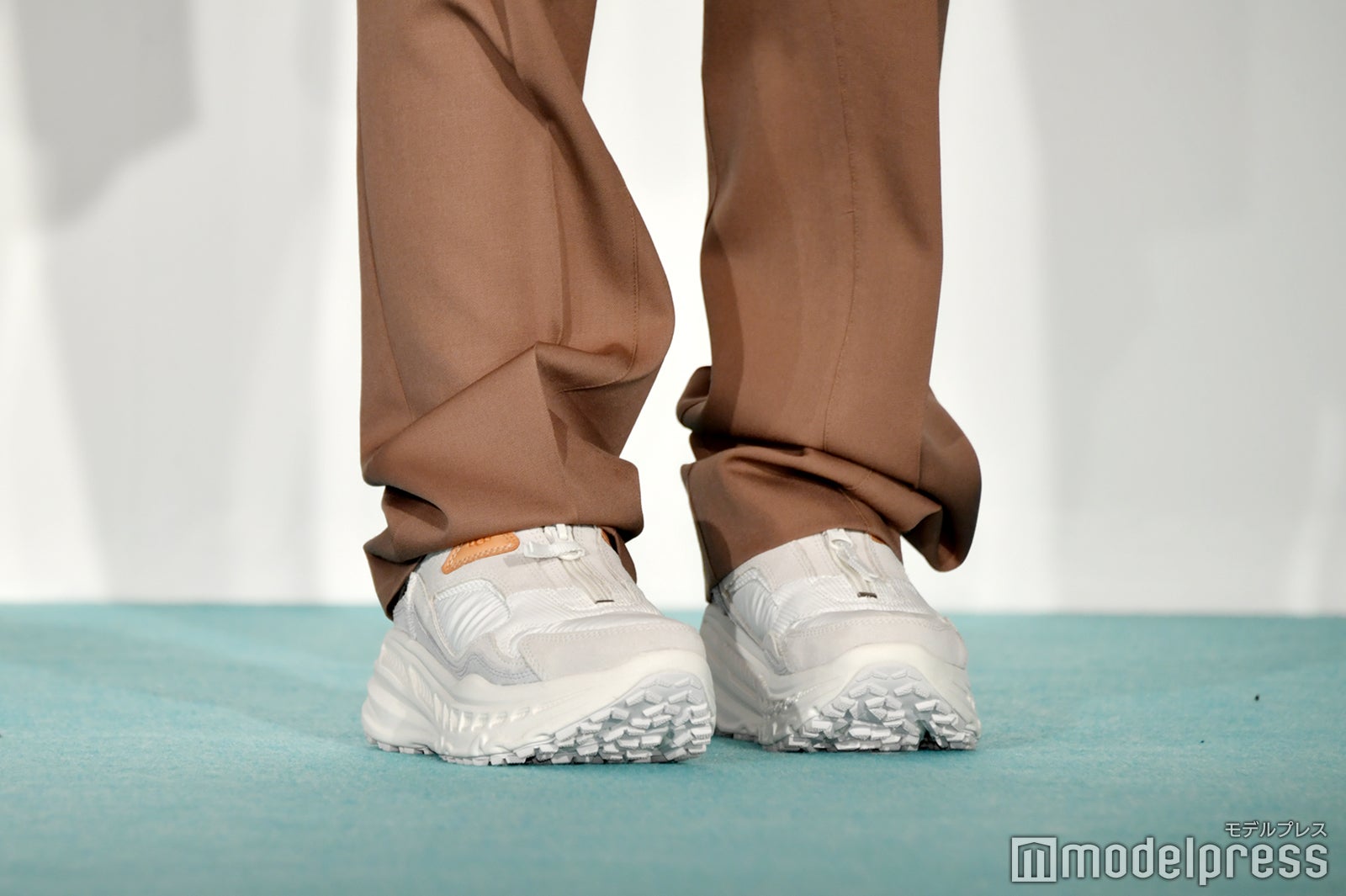 YURINOの足元（C）モデルプレス