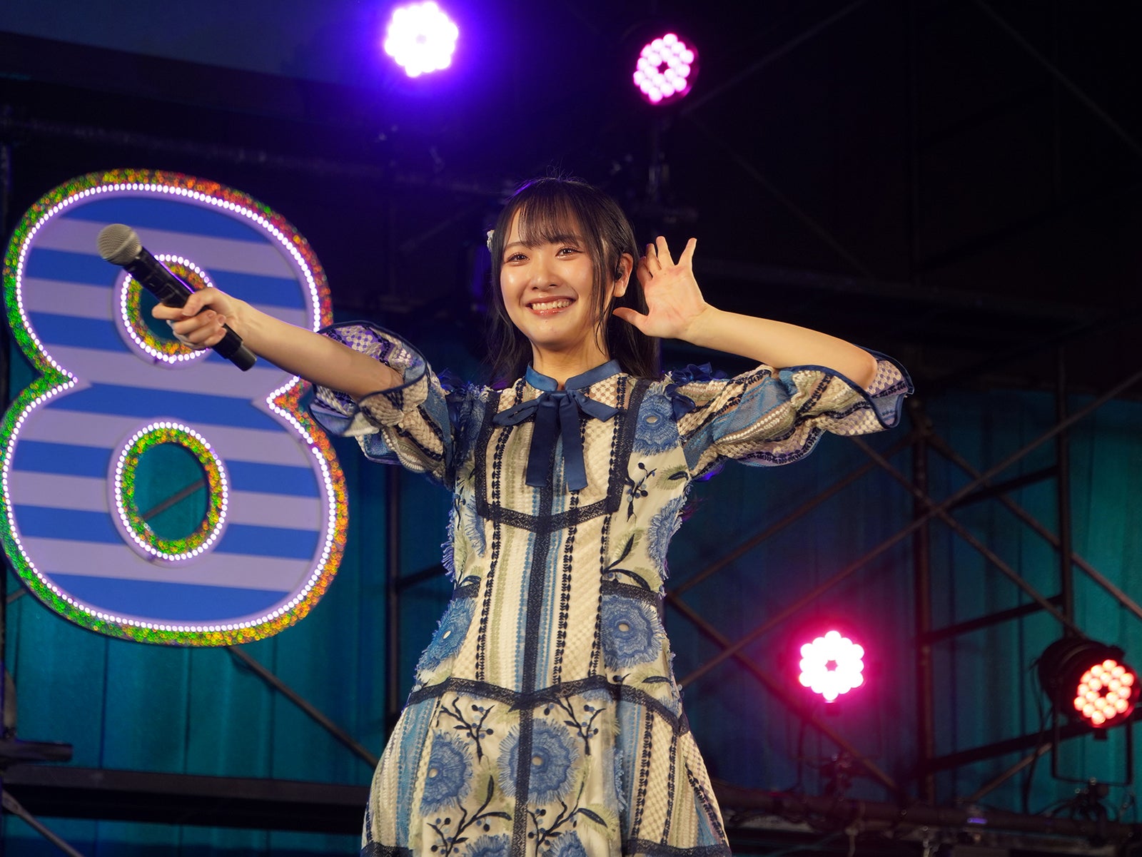 石田千穂（C）STU