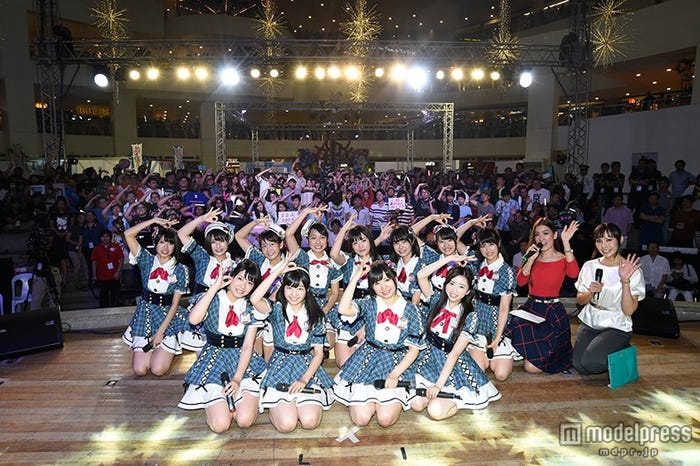 AKB48・チーム8(C)AKS