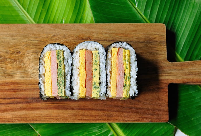 ポークたまごおにぎり455円／画像提供：星野リゾート