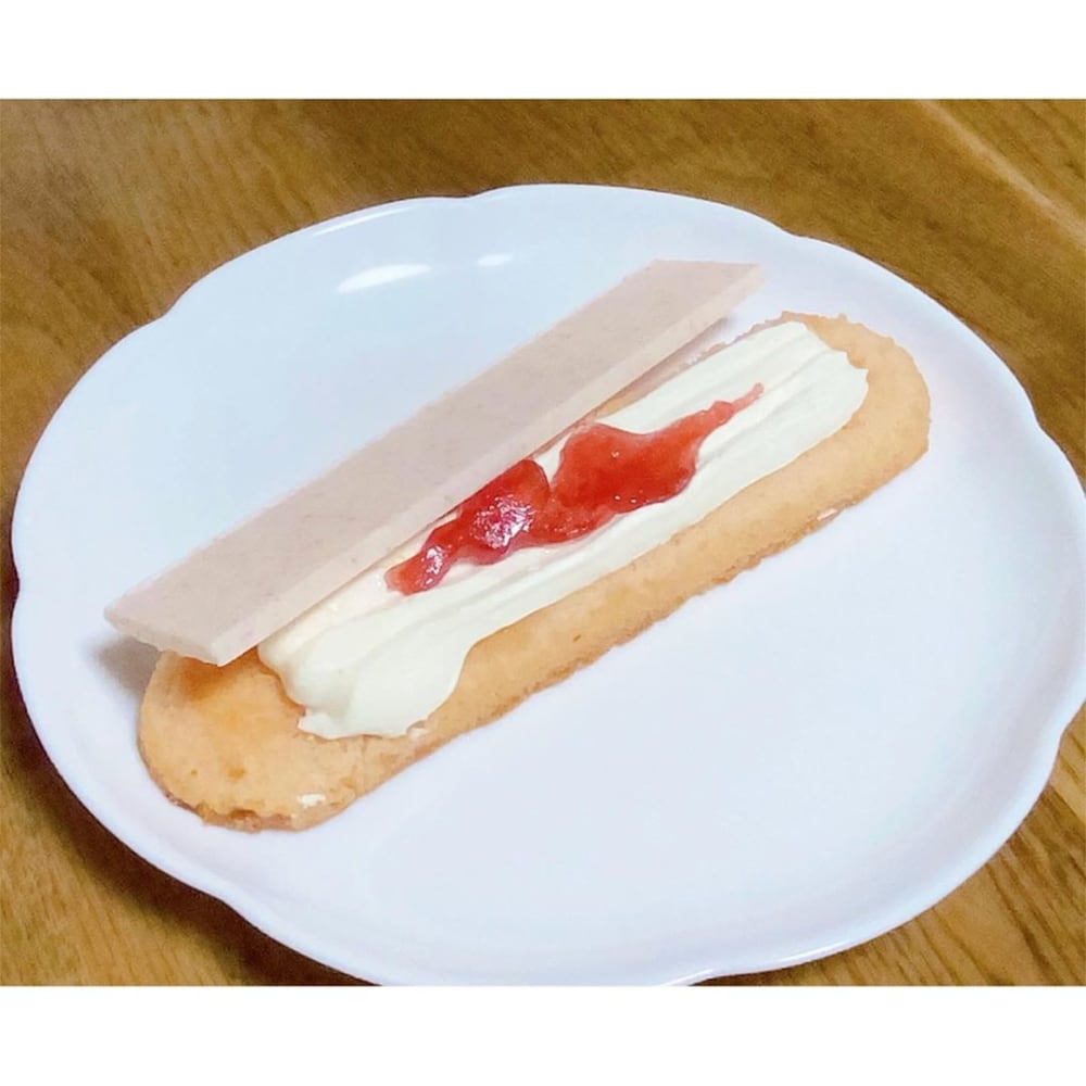 「パキチョコ&クッキーサンド(あまおう苺ジャム)」