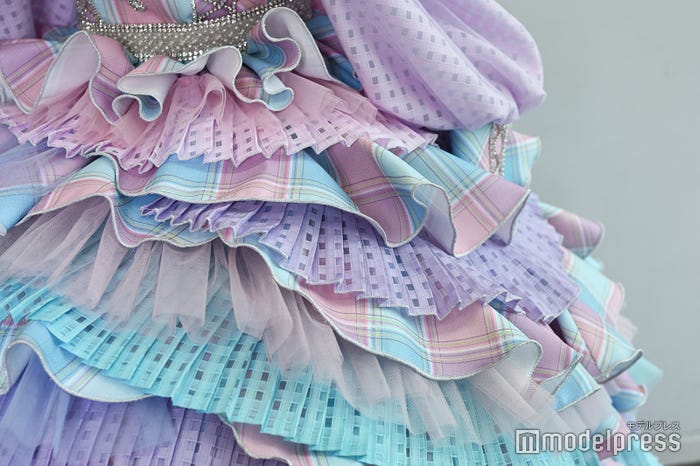 「アイドル衣装のひみつ~カワイイの方程式~」表紙衣装(C)モデルプレス