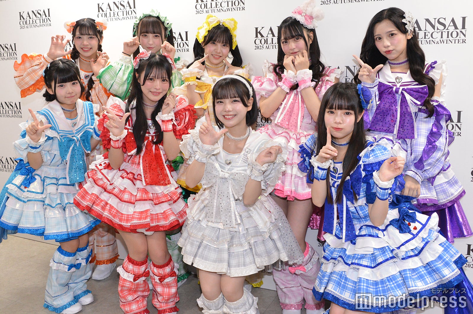 iLiFE! 心花りり 若葉のあ 福丸うさ 新アー写公開】 あいす 【白】 心花りり【赤】 那蘭のどか