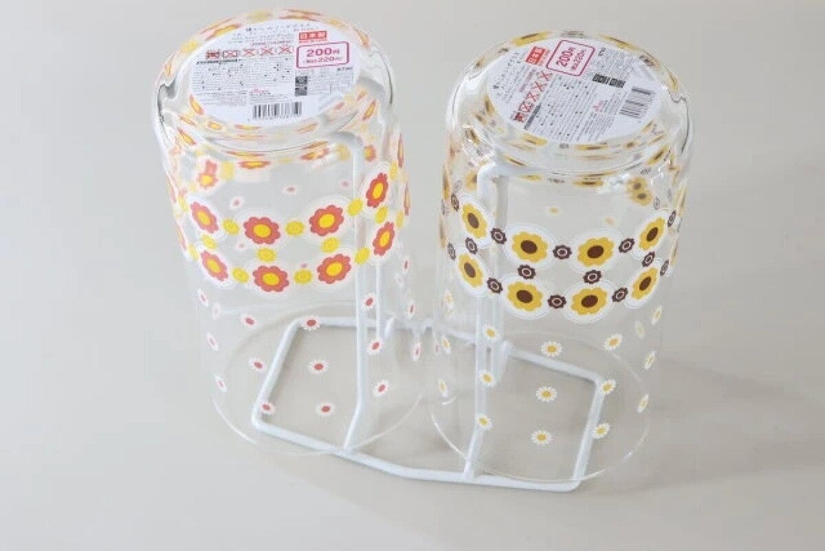 ダイソーのコップスタンド