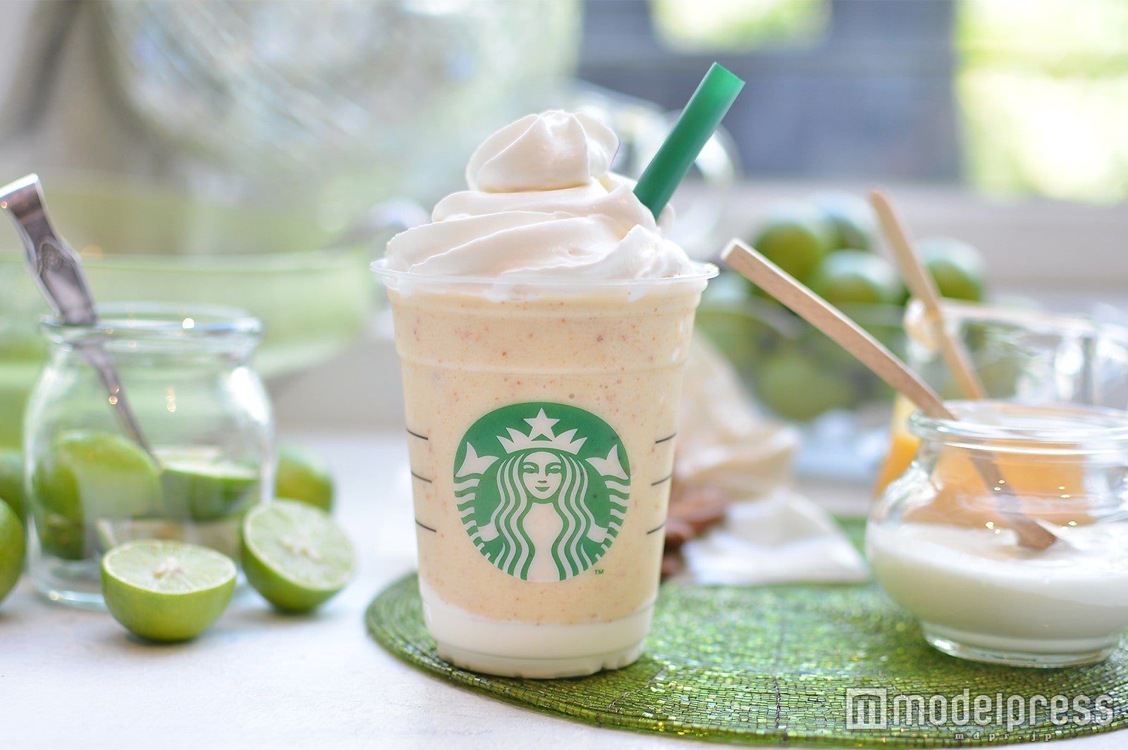 「キーライム クリーム＆ヨーグルト フラペチーノ（R）」 （C）モデルプレス