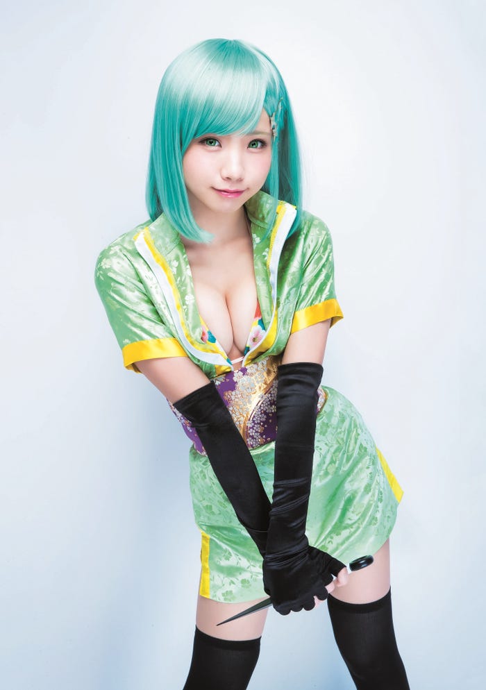 えなこ(C)桑島智輝/集英社