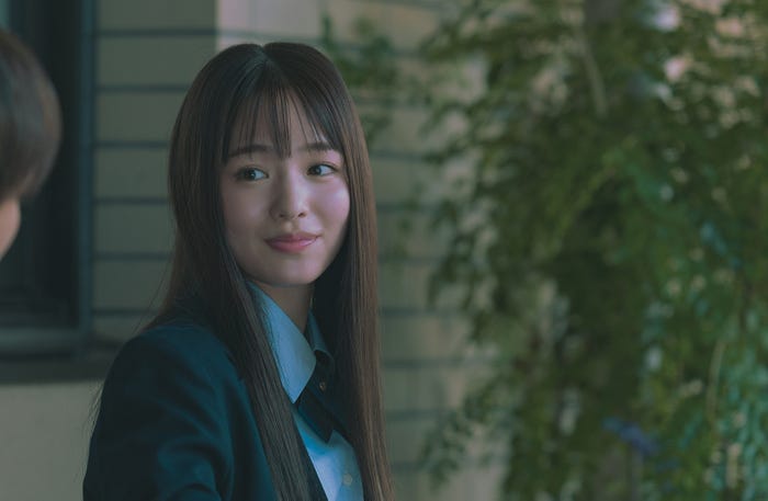 横田真悠「余命一年の僕が、余命半年の君と出会った話。」(C)Netflix